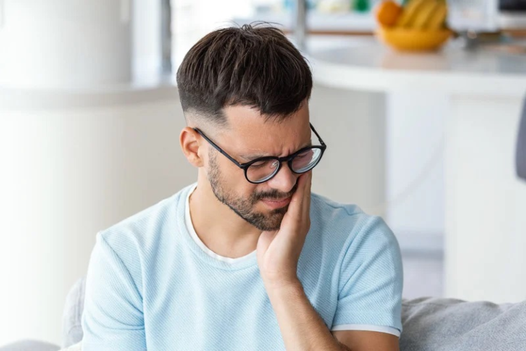 ostéopathe douleur mâchoire