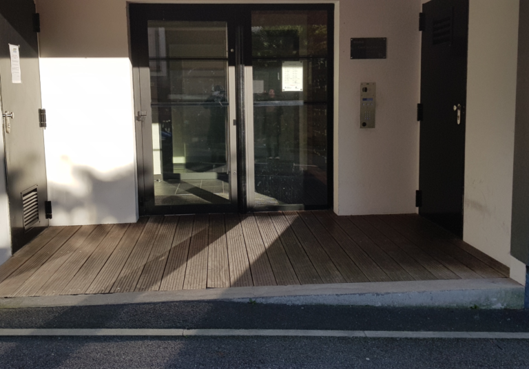 ostéo nantes Sovann Thébaud entrée cabinet